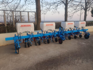 Cultivator/Prasitor Monosem/ Cadru fix/  fertilizare