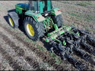 Cultivator in benzi STRIP-TILL STAR TRACK